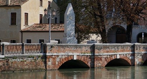 A Treviso c chi da anni promuove Dante facendolo sentire uno di